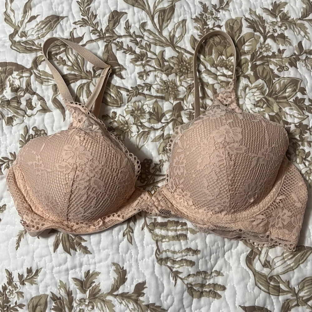 Vs bra
